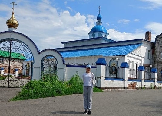 Воспитанница воскресной школы храма Покрова Пресвятой Богородицы села Целинное приняла участие в заочном этапе конкурса Движения Первых «Сибирский Артек»